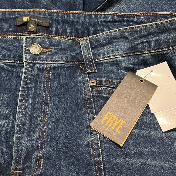 🔥NWT🔥 FRYE Mid-Rise Bootcut Jeans In Mustang Wash Size 30 - Picture 3 of 10